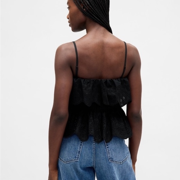 GAP Poplin Ruffle Eyelet Top - Picture 3 of 4